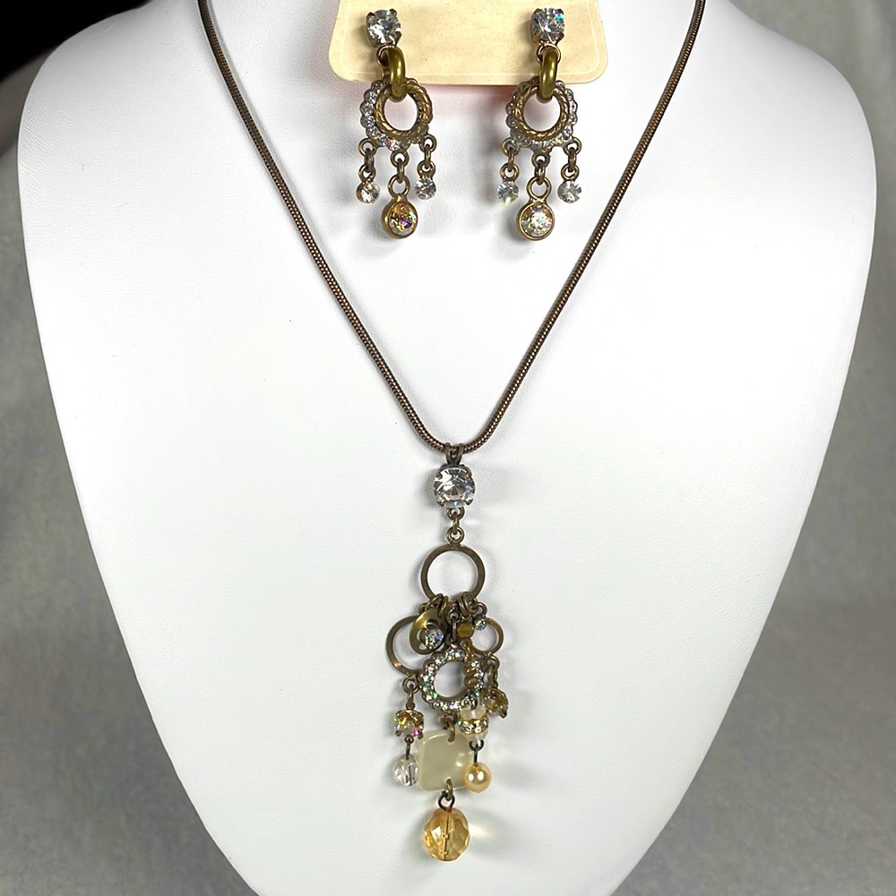 Lazuz Collection Bobble Necklace With Matching Earrings Austrian Crystals